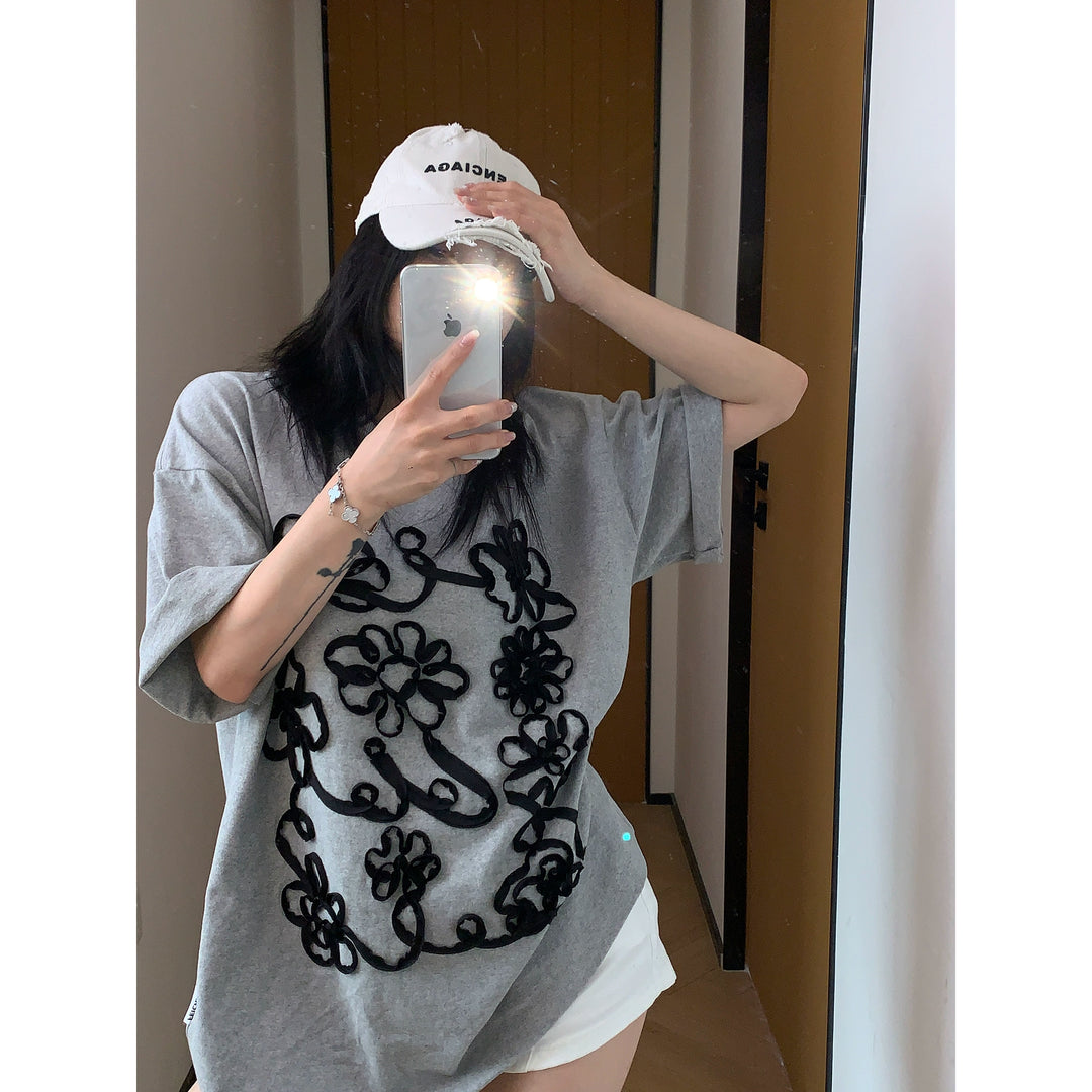 Floral Embroidered Short Sleeve T-shirt