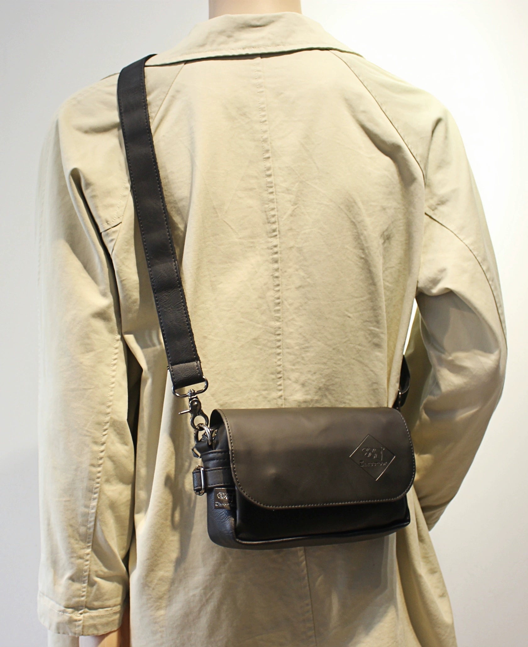 undefined,6045121727585