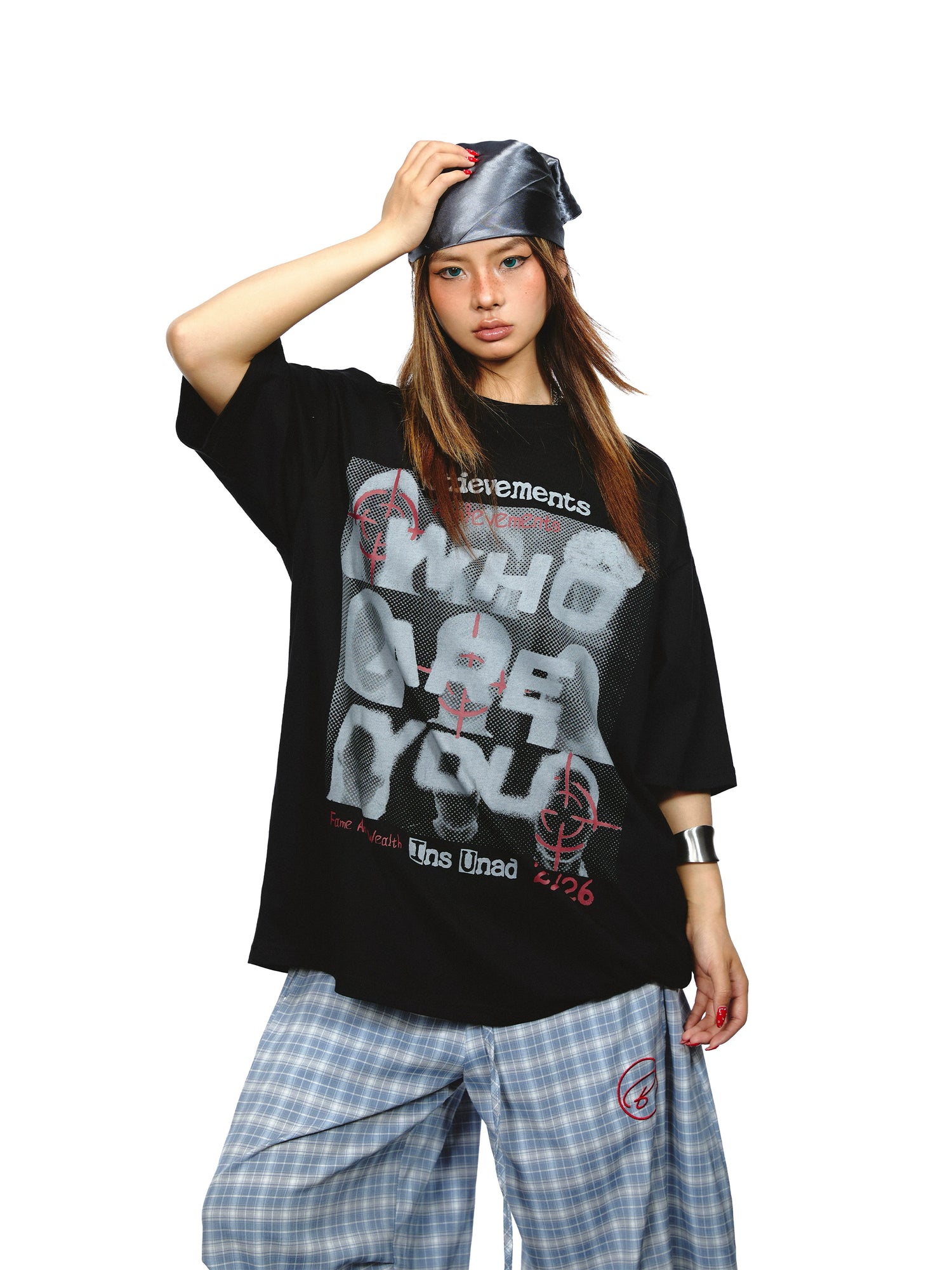 تي شيرت قصير الأكمام فضفاض بطباعة جرافيك ريترو 