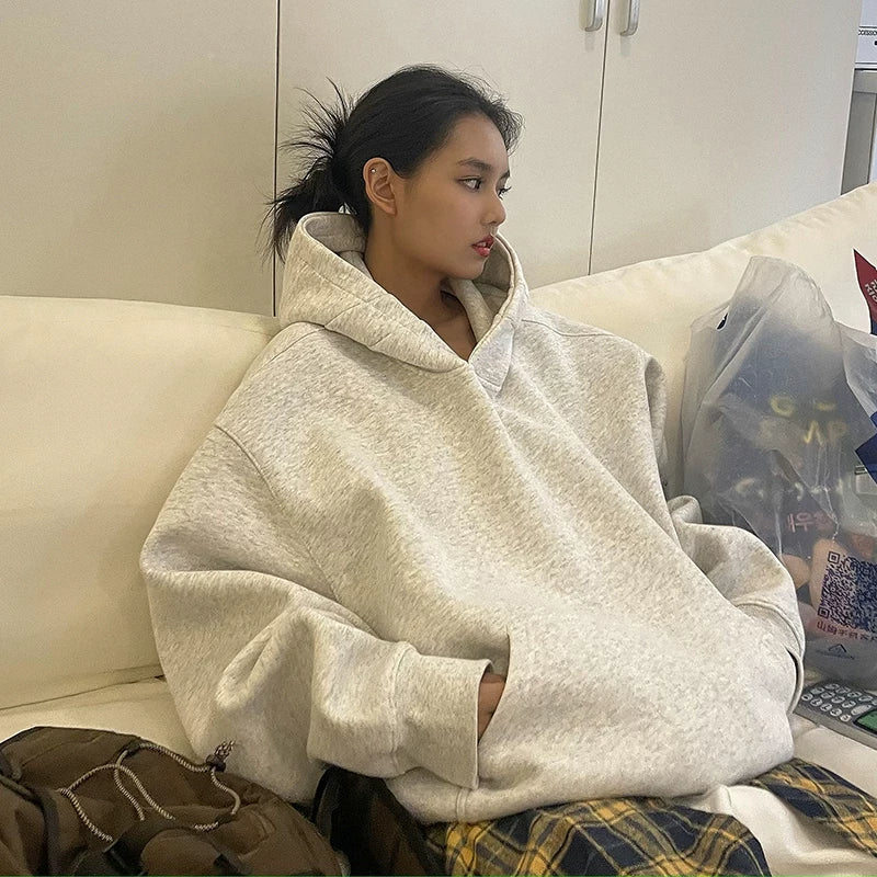 Υπερμεγέθης φούτερ με κουκούλα και τσέπη 