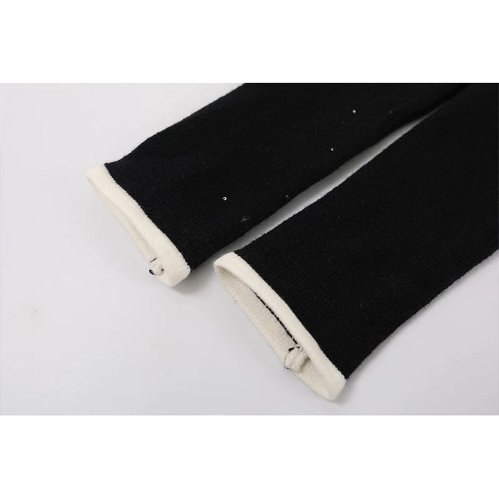 طقم سترة محبوكة وفستان قصير 