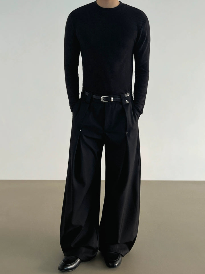 Pantalones amplios de pierna ancha con pliegues y corte en A 