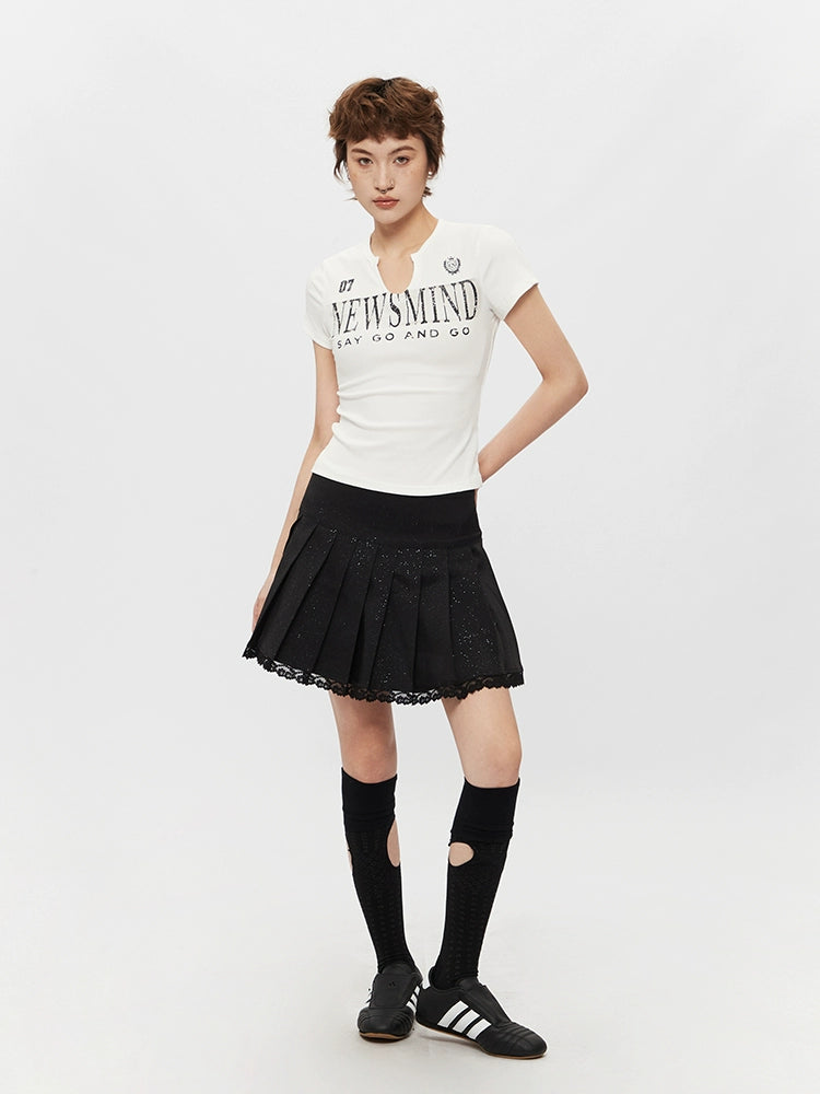 V-Neck Graphic Slim Fit Short Sleeve Top