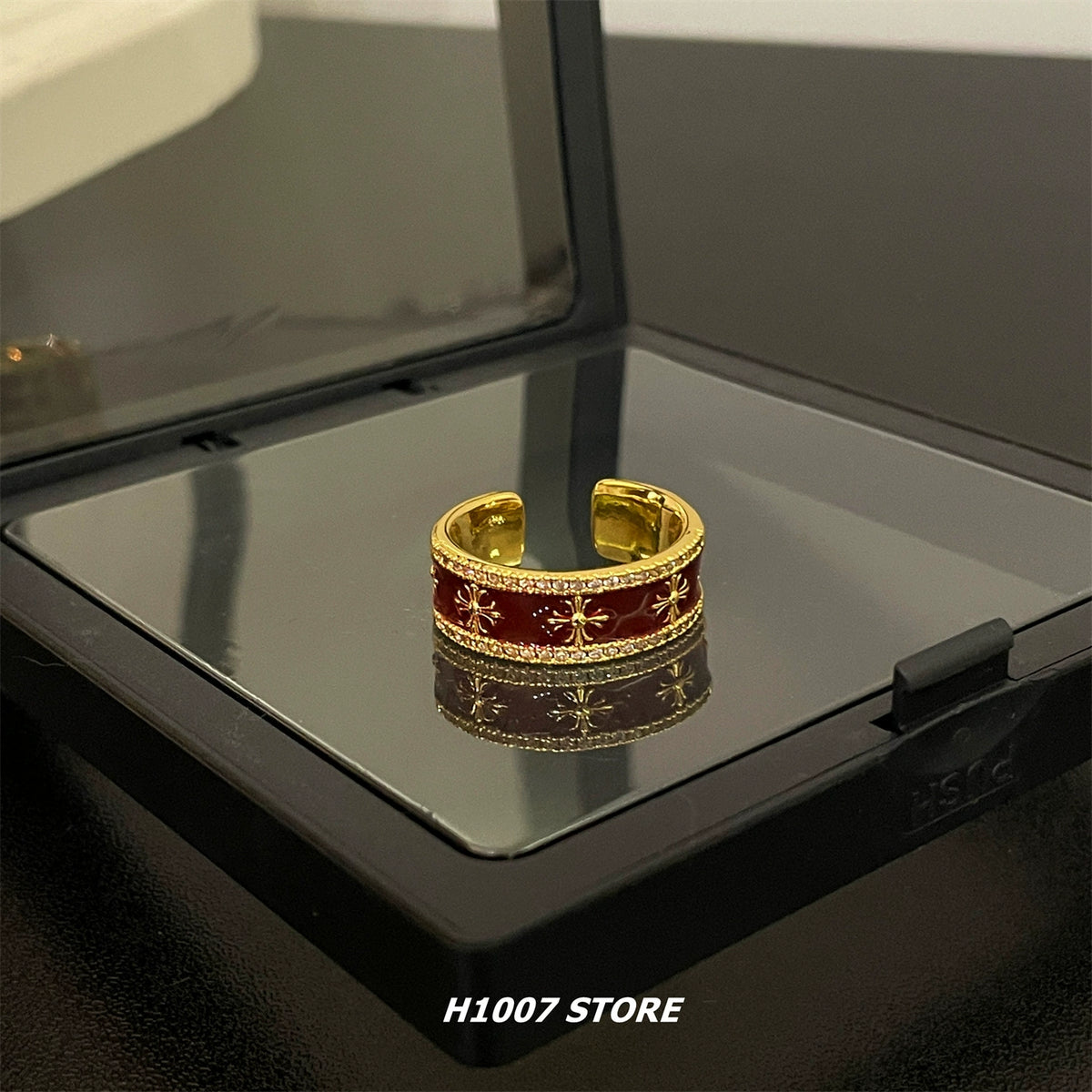 undefined,5906032792352