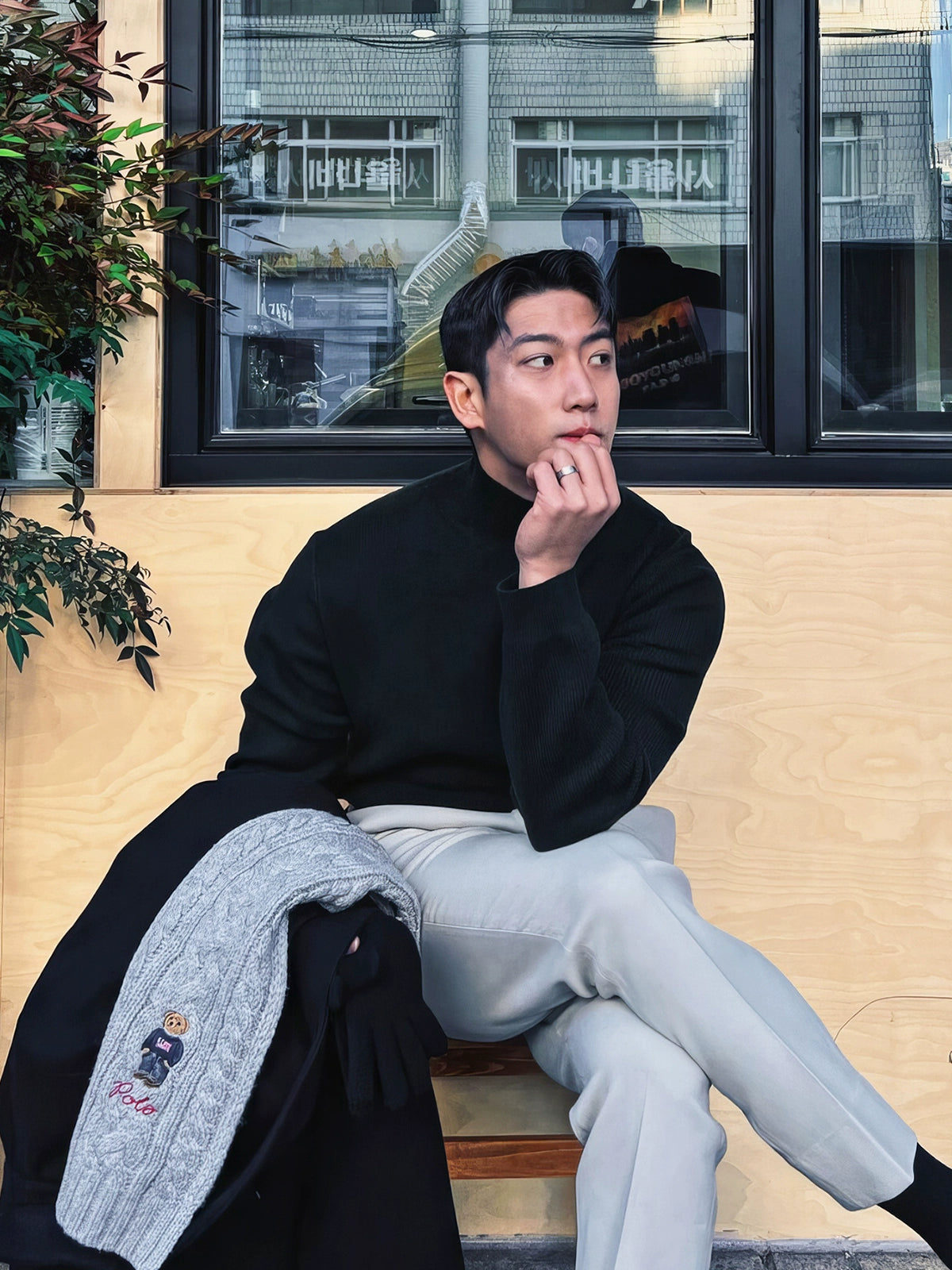 Örgü Yüksek Yaka Uzun Kollu Kazak 