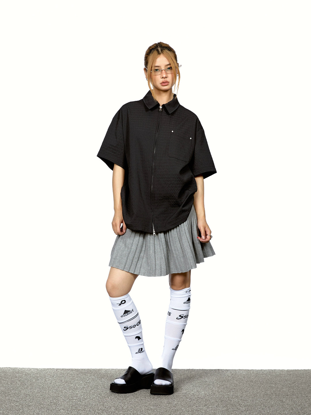 Chemise décontractée à manches courtes avec fermeture éclair texturée 