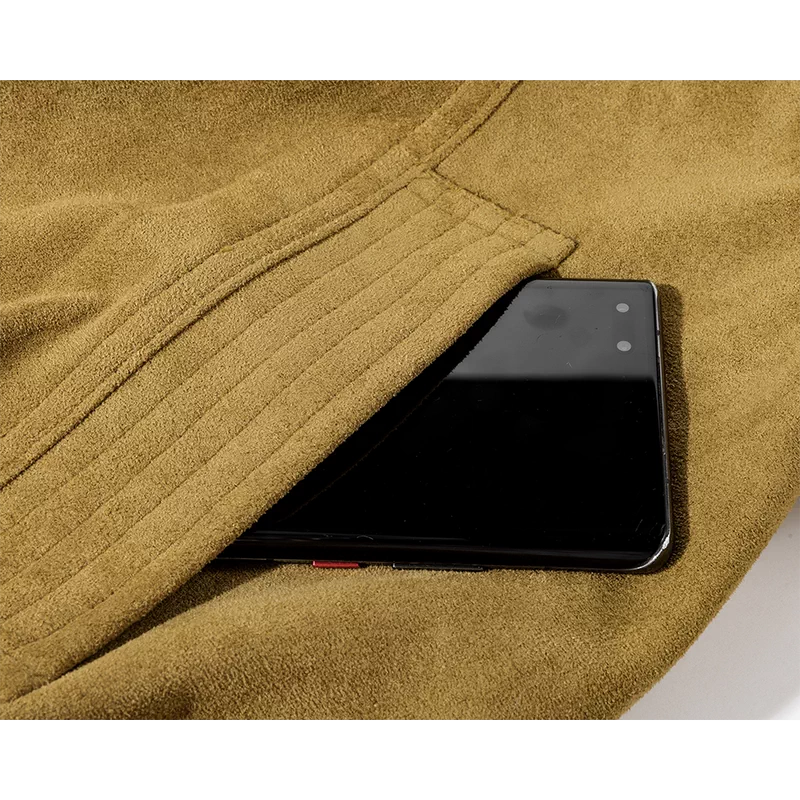 Chaqueta con cuello alzado forrada de sherpa de ante 