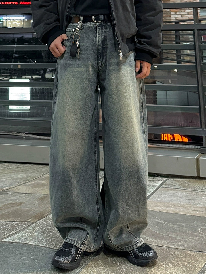 Washed Wide-Leg Straight Jeans