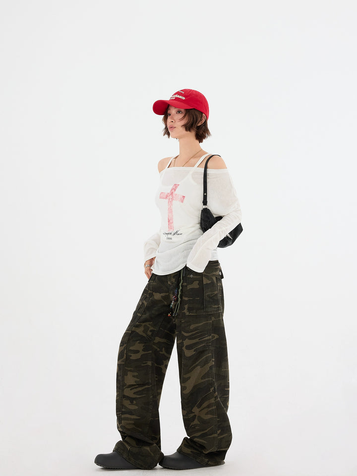 Haut à manches longues décolleté off-shoulder avec imprimé croisé 