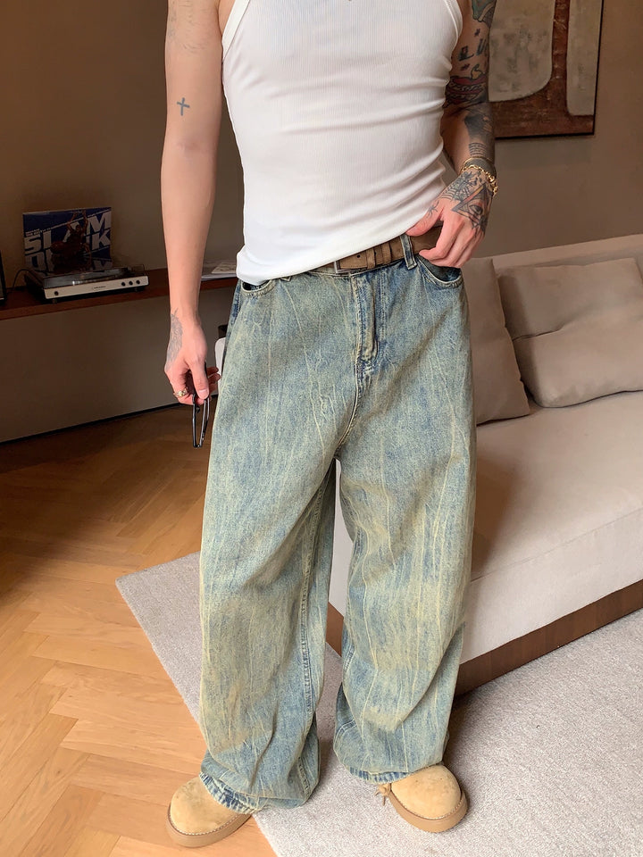 Loose Distressed Straight Jeans