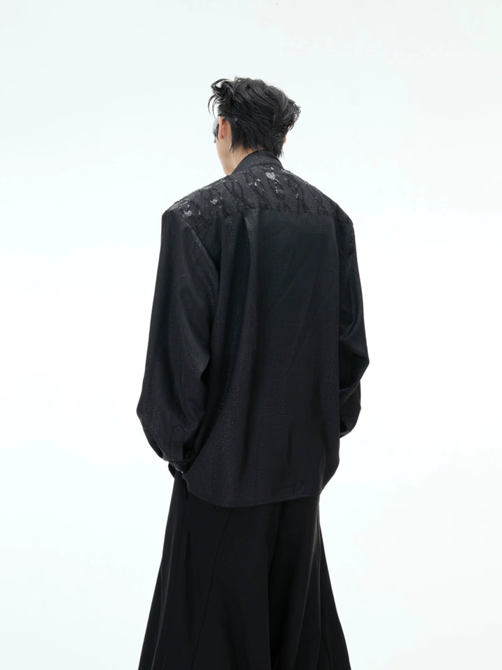 Camicia a maniche lunghe in satin avant-garde 