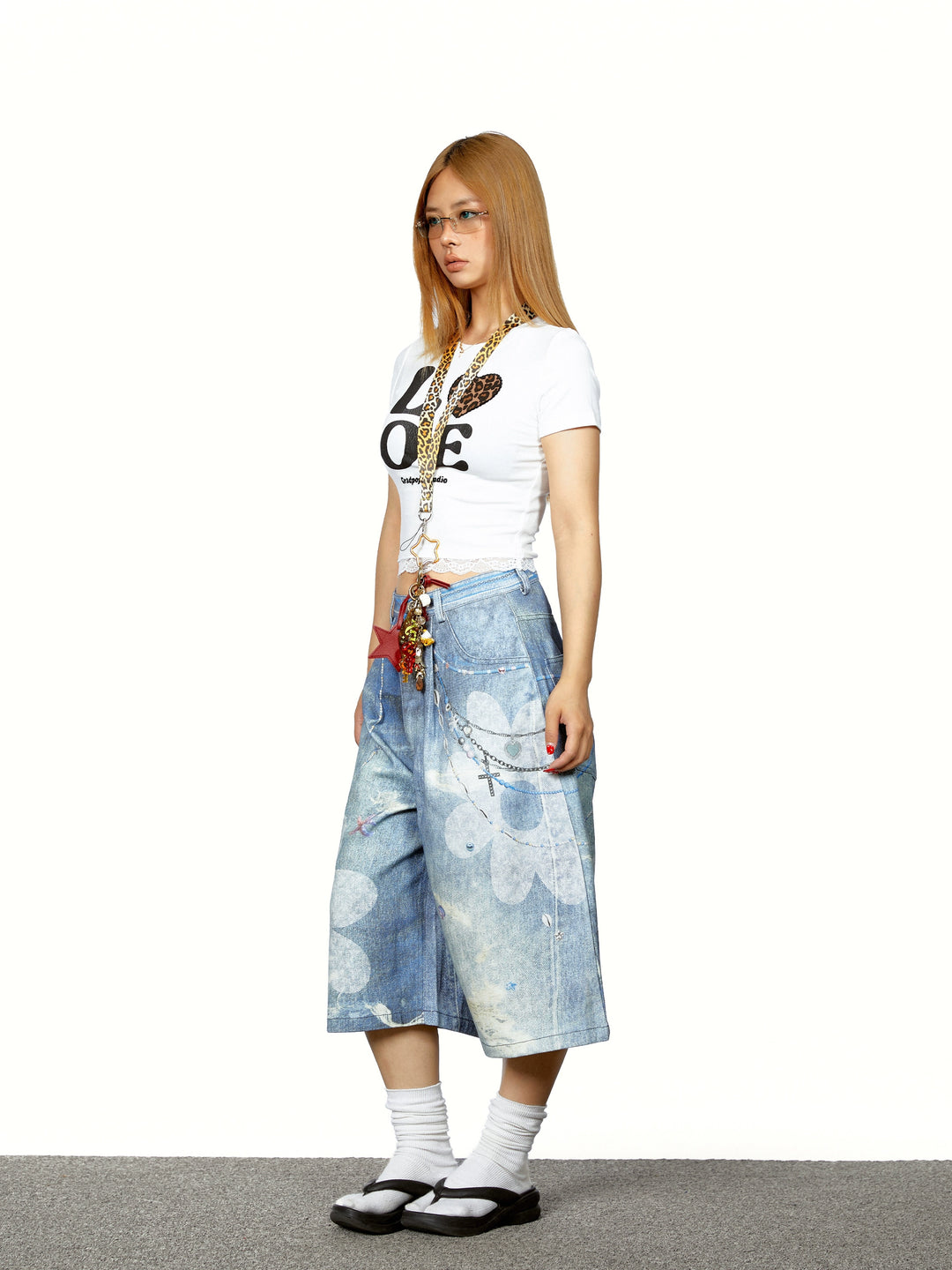 3D Flower Print Cropped Denim Pants
