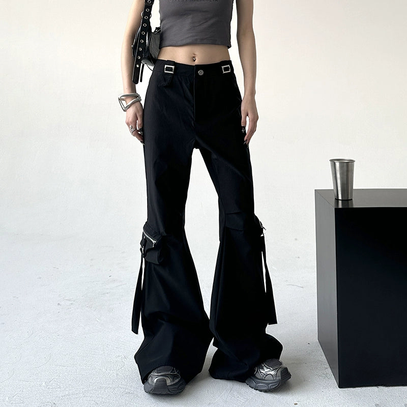 Low Waist Flared Cargo Pants