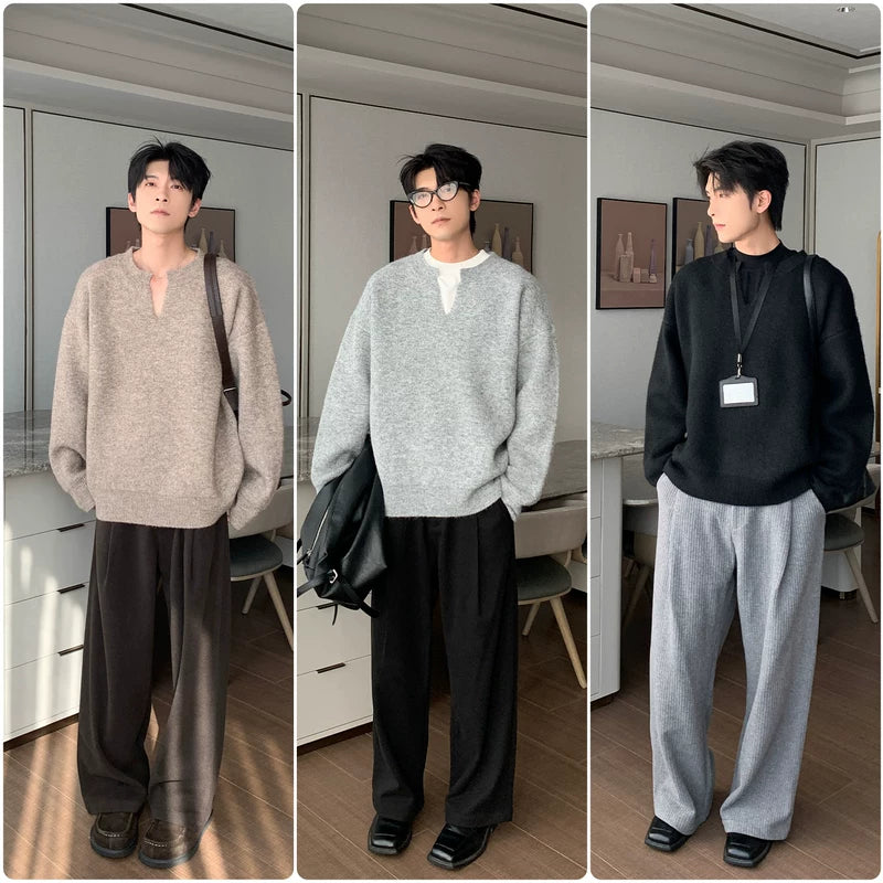 سويت شيرت مريح ذو ياقة على شكل V سميكة 