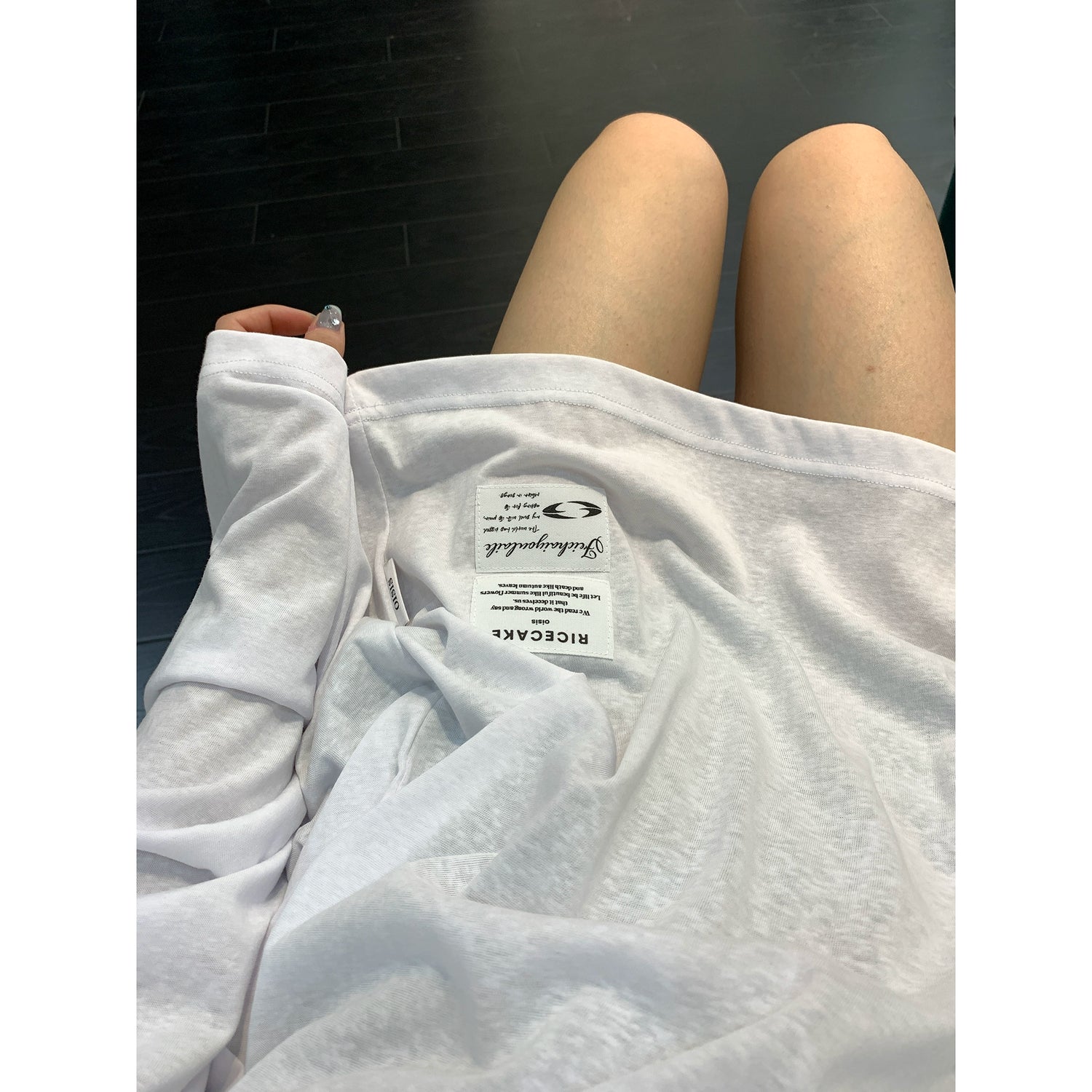 Leichtes Langarm-Rundhals-T-Shirt 