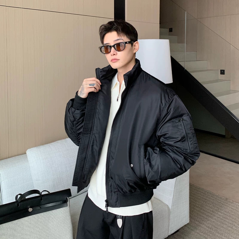 Jaqueta Bomber com Gola Alta em Satin Repelente à Água 