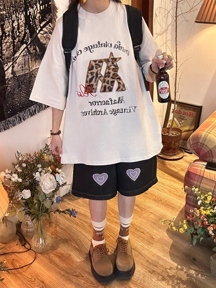 Embroidered Leopard Graphic Short Sleeve T-shirt