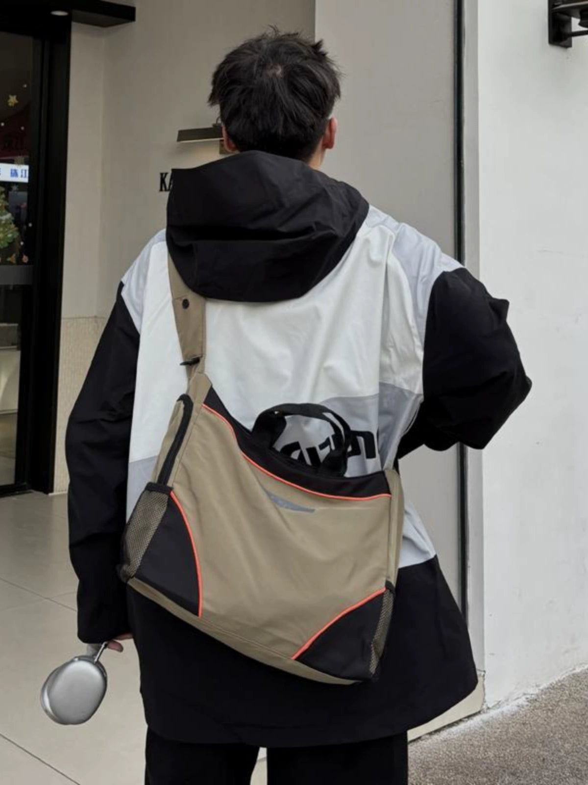 Sports Style Lightweight Messenger Bag