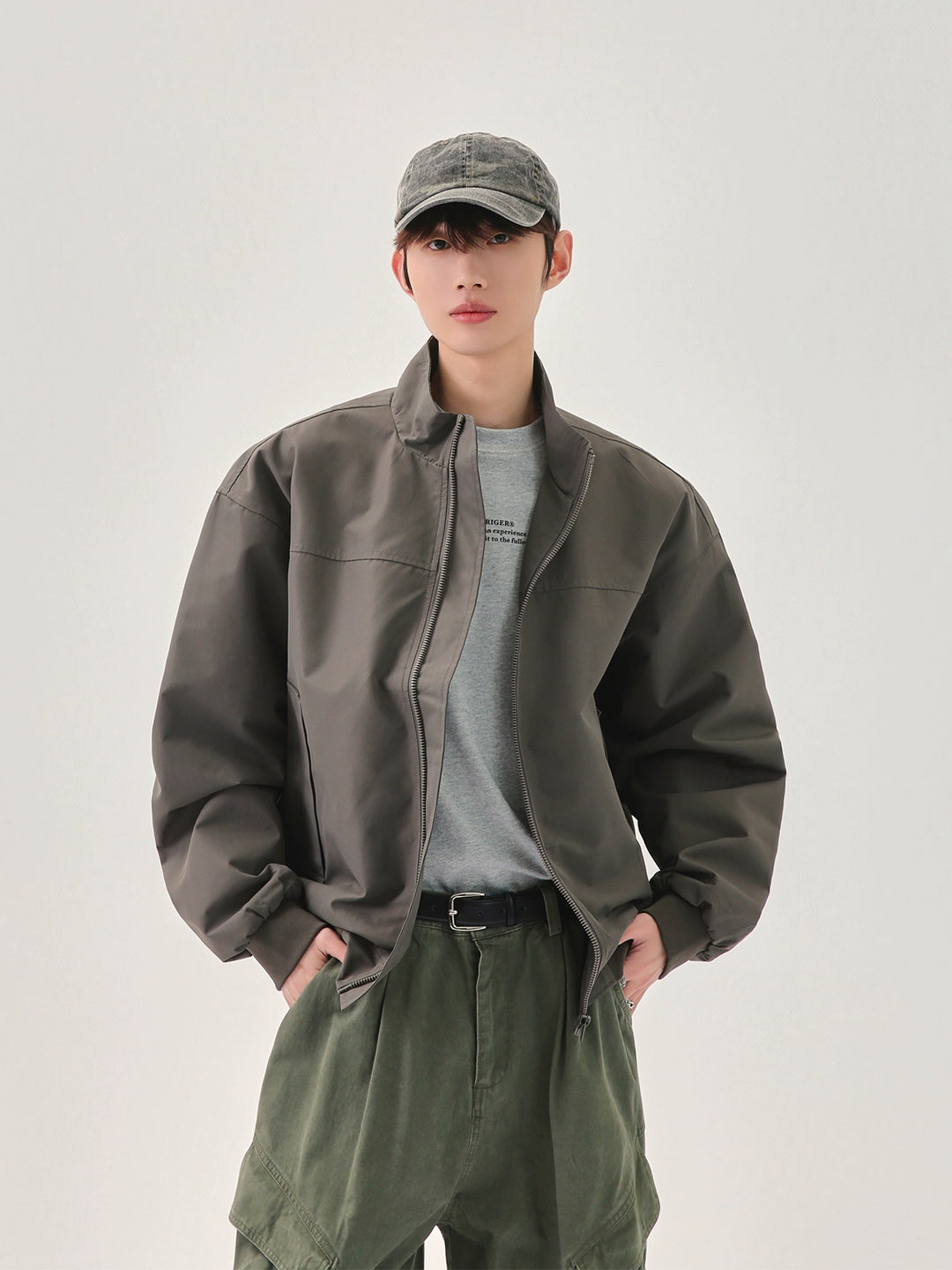 스탠드 칼라 루즈 야구 재킷 