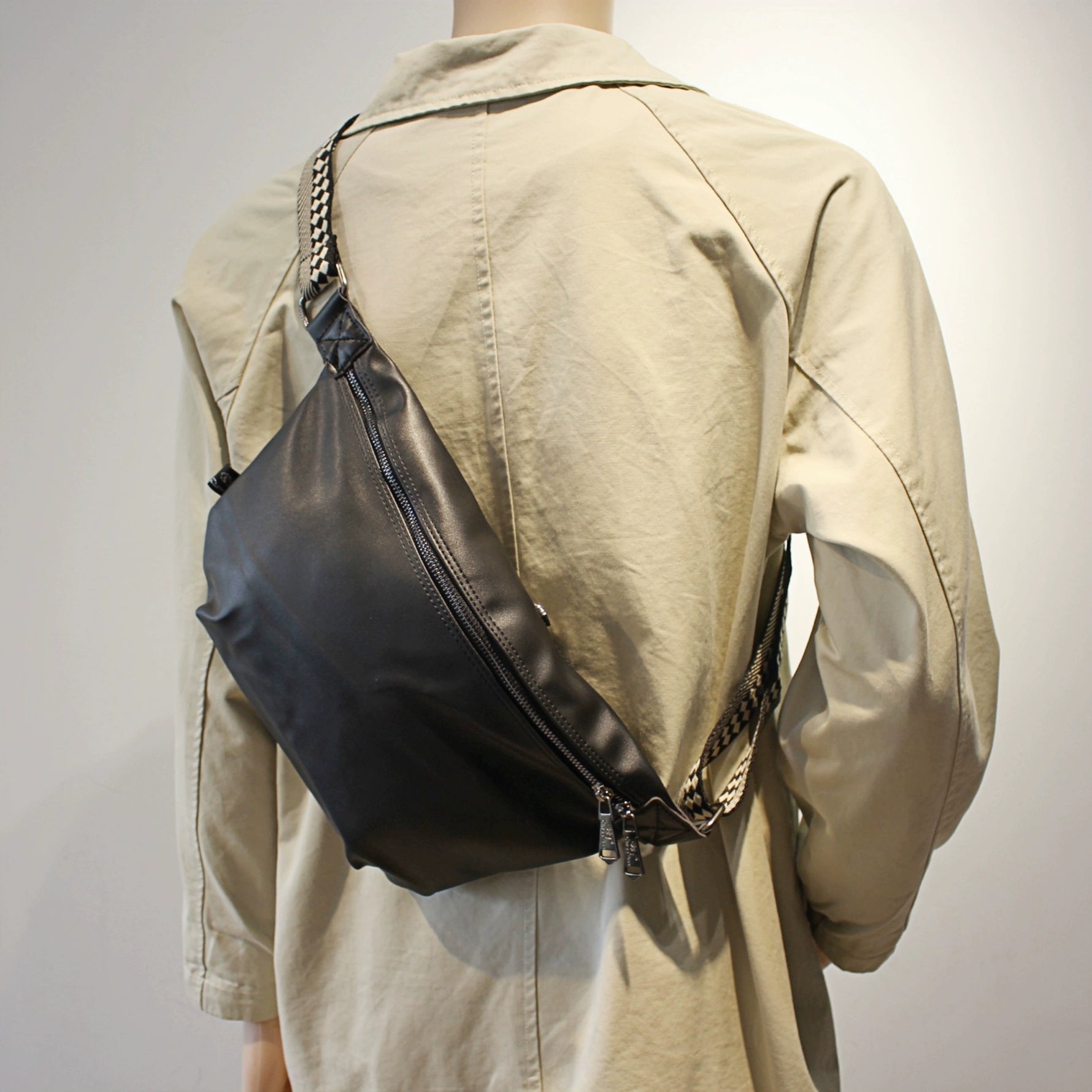 undefined,6046439531419