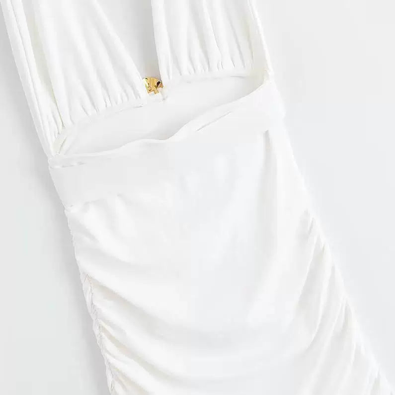 Vestido Sem Mangas Slim Fit com Decote Halter Plissado 