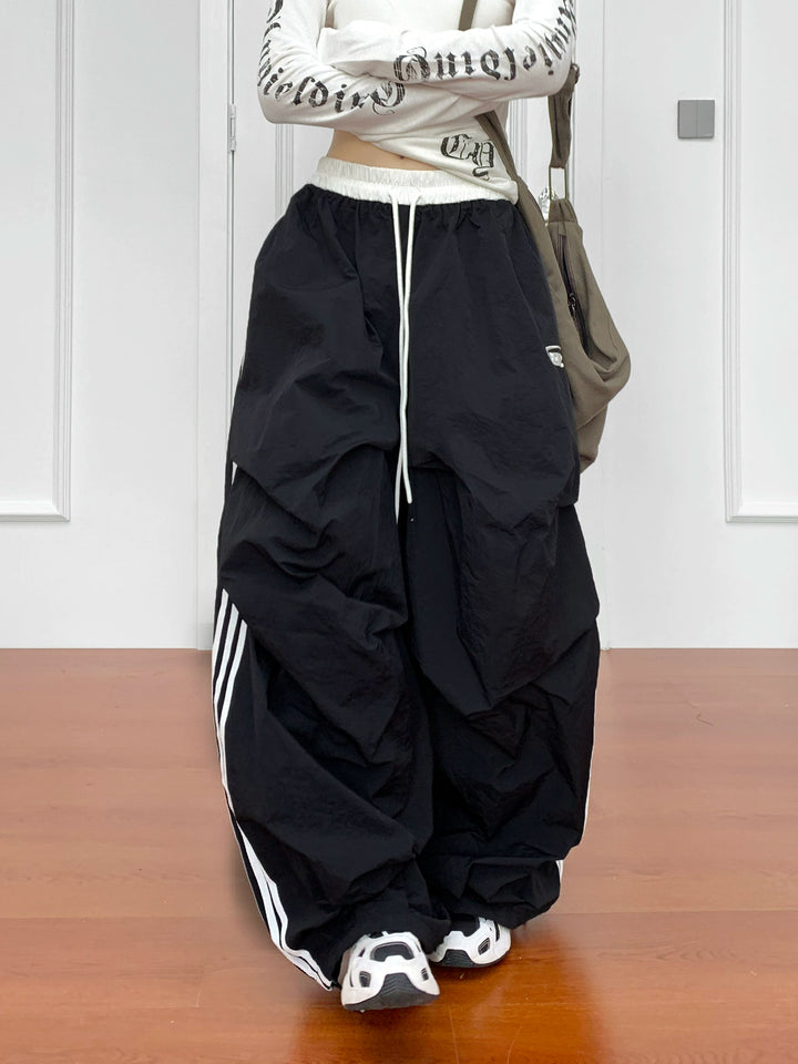 Baggy Wide-Leg Pleated Paratrooper Pants