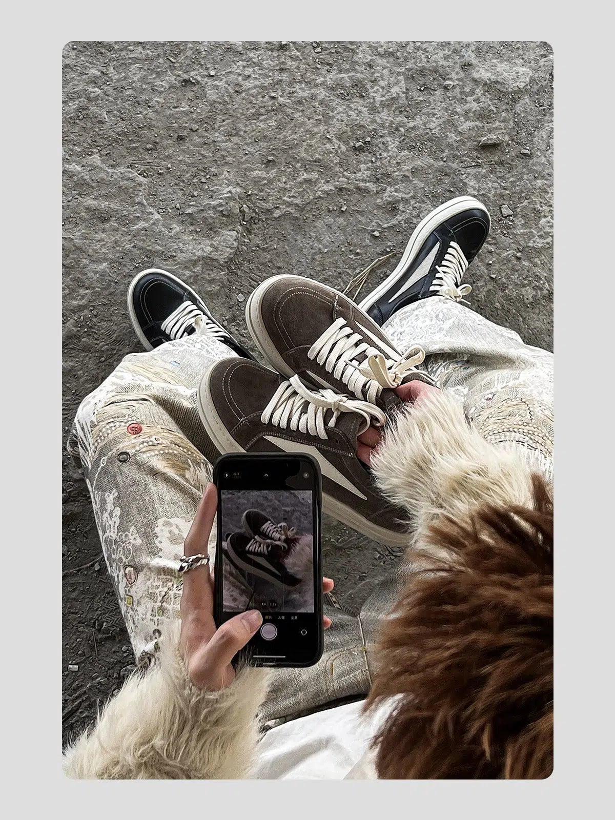 Inverted Curled Toe Leather Sneakers