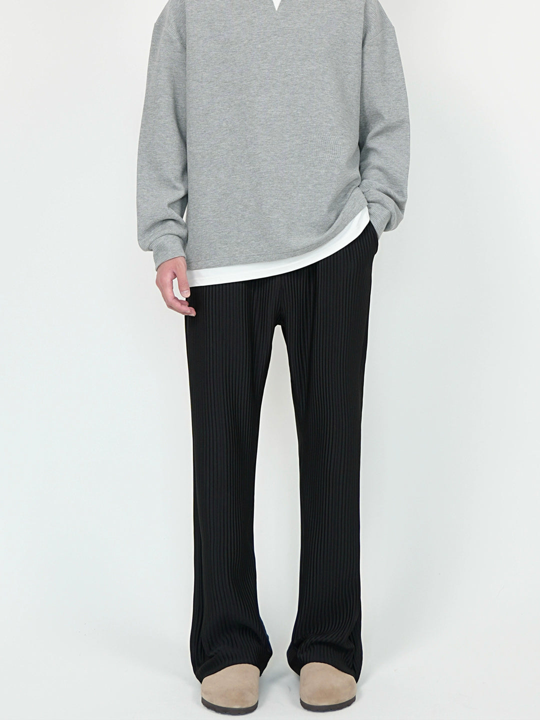 Black Slim-fit Pleated Trousers