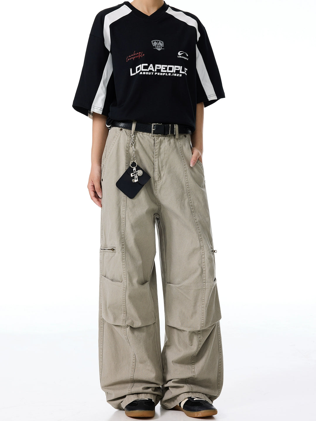 Loose Straight-Leg Cargo Pants