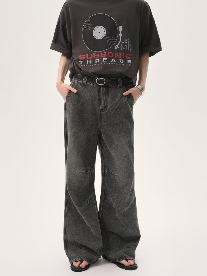 Loose Distressed Straight Fit Jeans