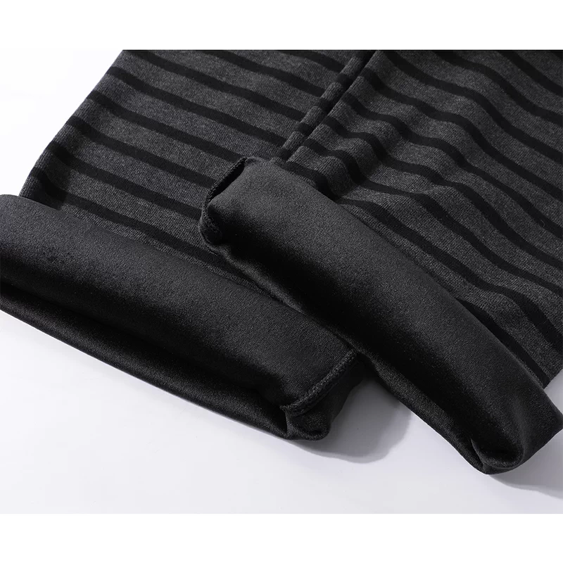 Pantalones de lounge forrados de felpa a rayas 