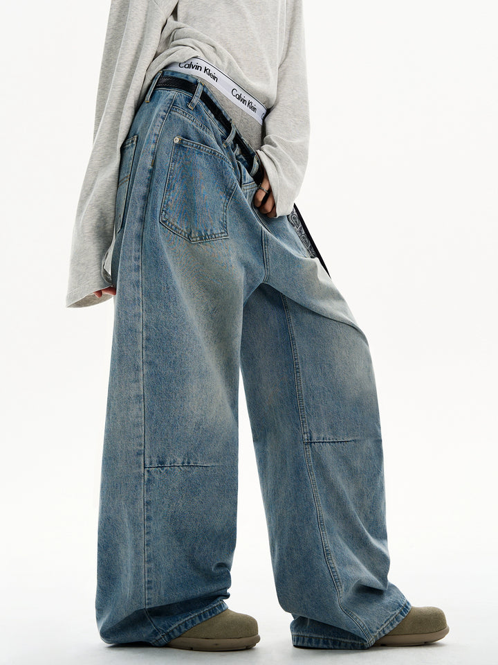 Weite, gewaschene Retro-Jeans mit weitem Bein 