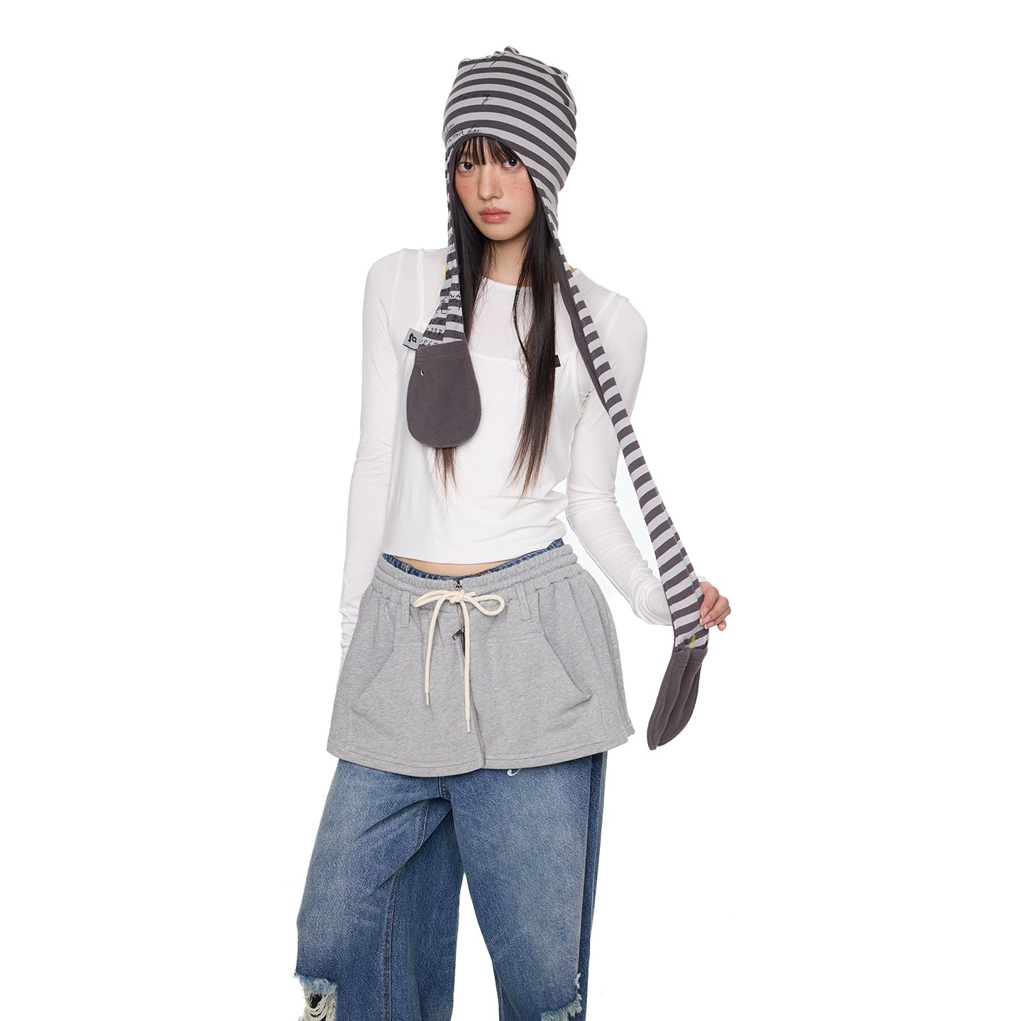 undefined,6060958535000,5896102953001,5896102953002