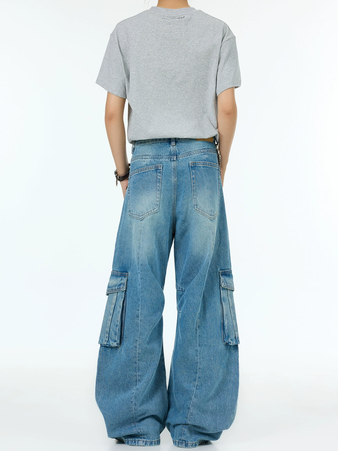 Loose Wide-Leg Multi-Pocket Jeans