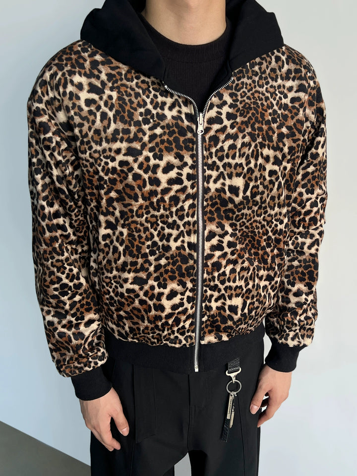 Sweat à capuche avec doublure en imprimé léopard 