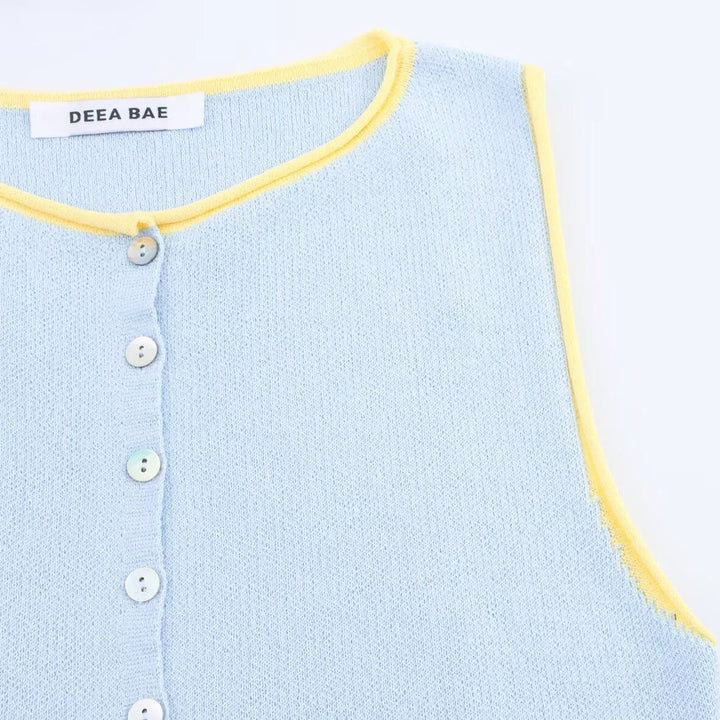 Blusa de Tricot Sem Mangas com Botões na Frente 