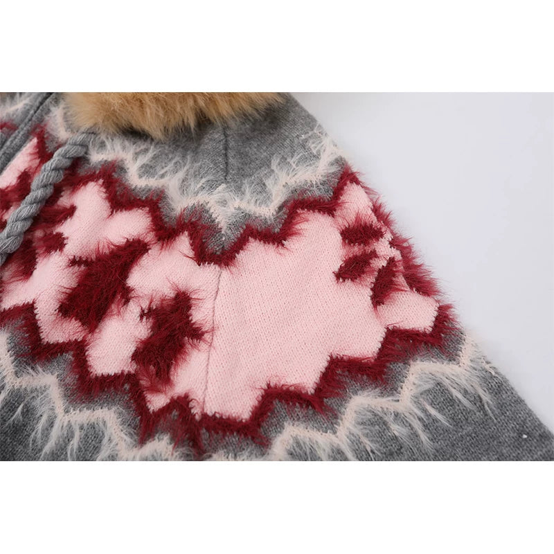 Cárdigan de punto jacquard con capucha de piel sintética 