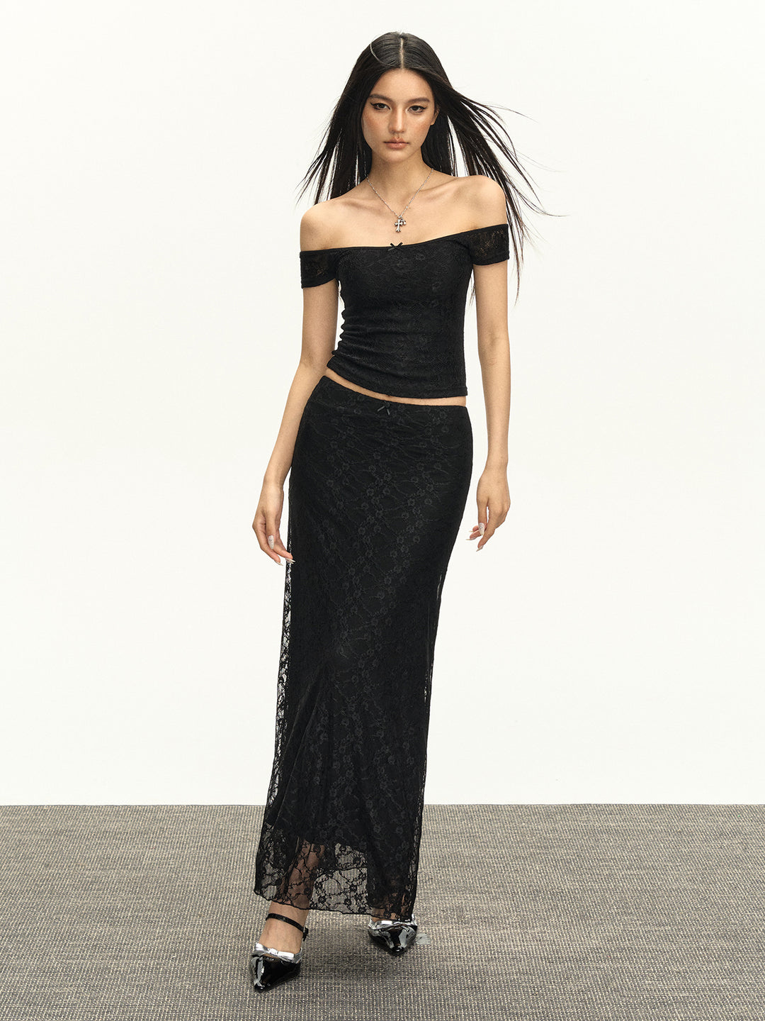 Retro Lace Off-Shoulder Top Skirt Set