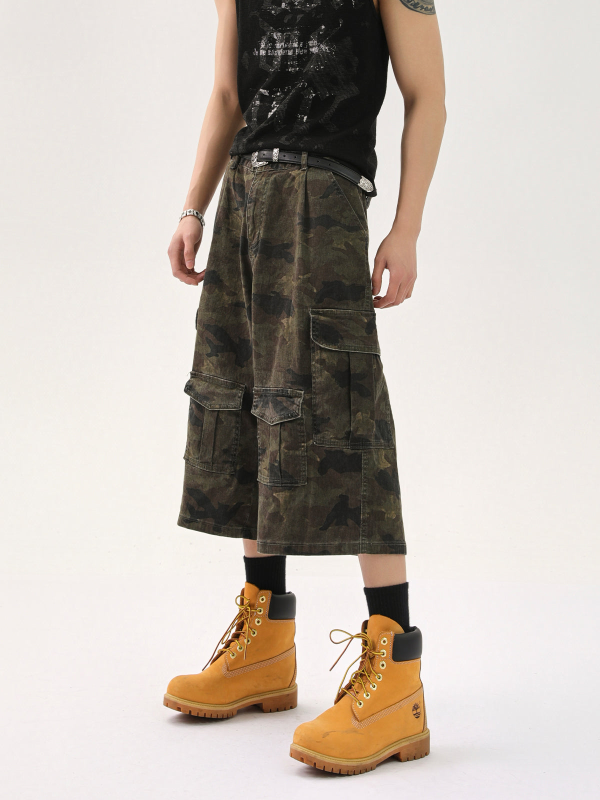 Camouflage Wide-Leg Cargo Pants