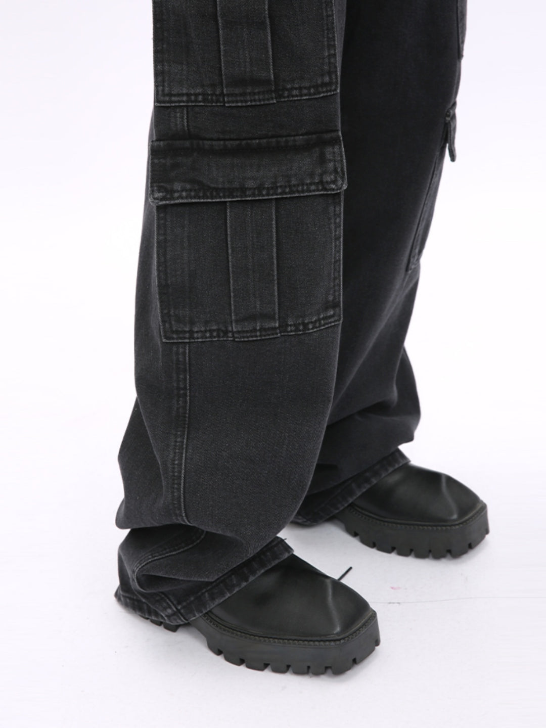 Wide-Leg Multi-Pocket Denim Pants