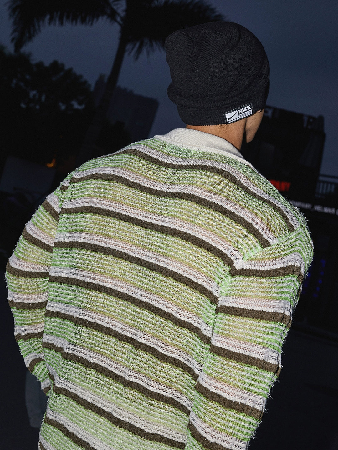 Camisa de punto a rayas ligera con botones 