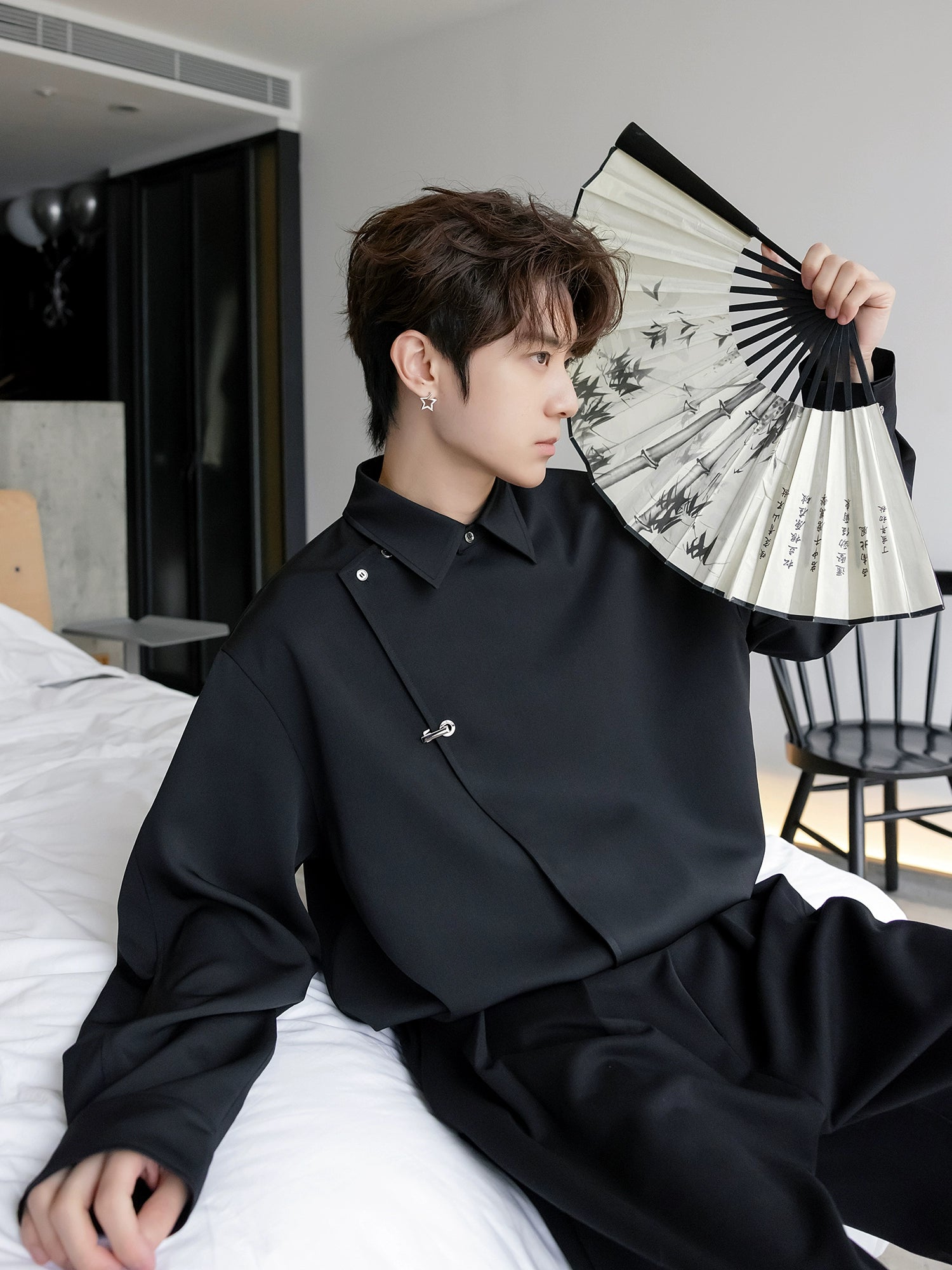 Loose-fit Long-sleeved Shirt