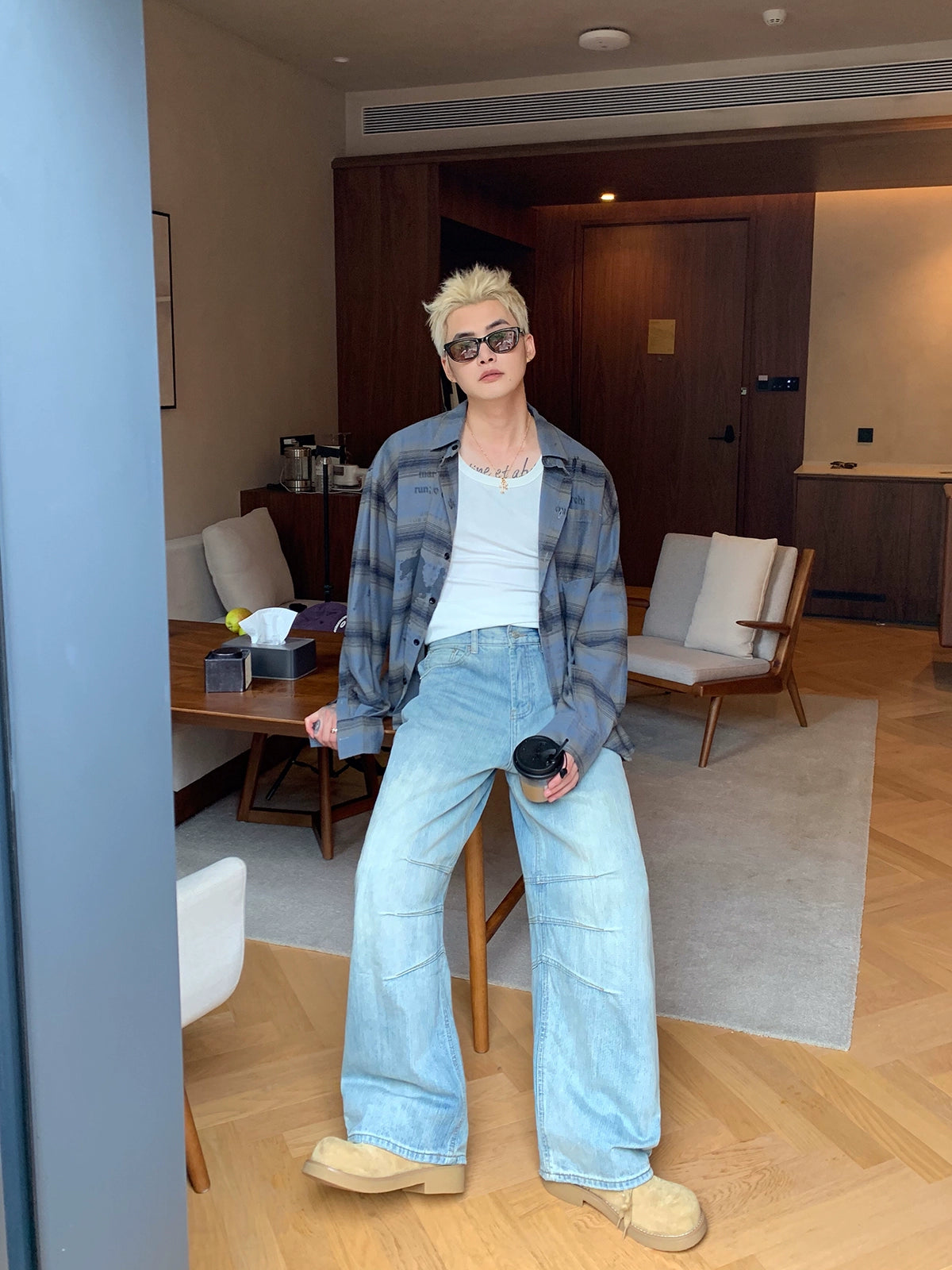 بنطلون جينز مستقيم فضفاض ممزق 