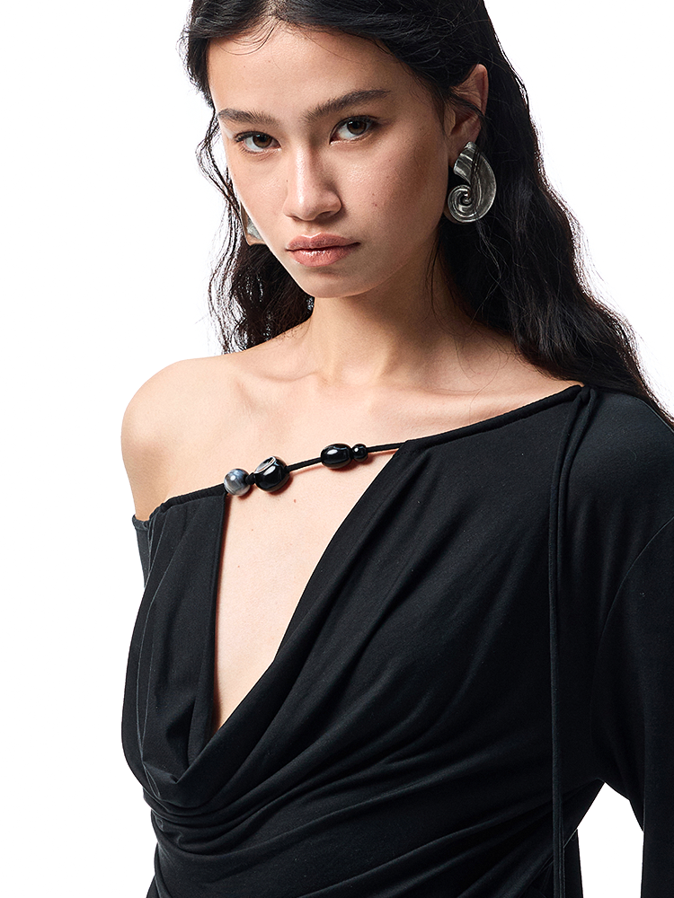 Beadad Off-Shoulder Plisserad Stickad Blus 
