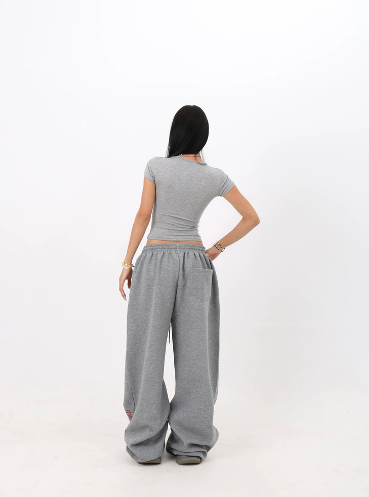 T-shirt à manches courtes slim fit col en U 