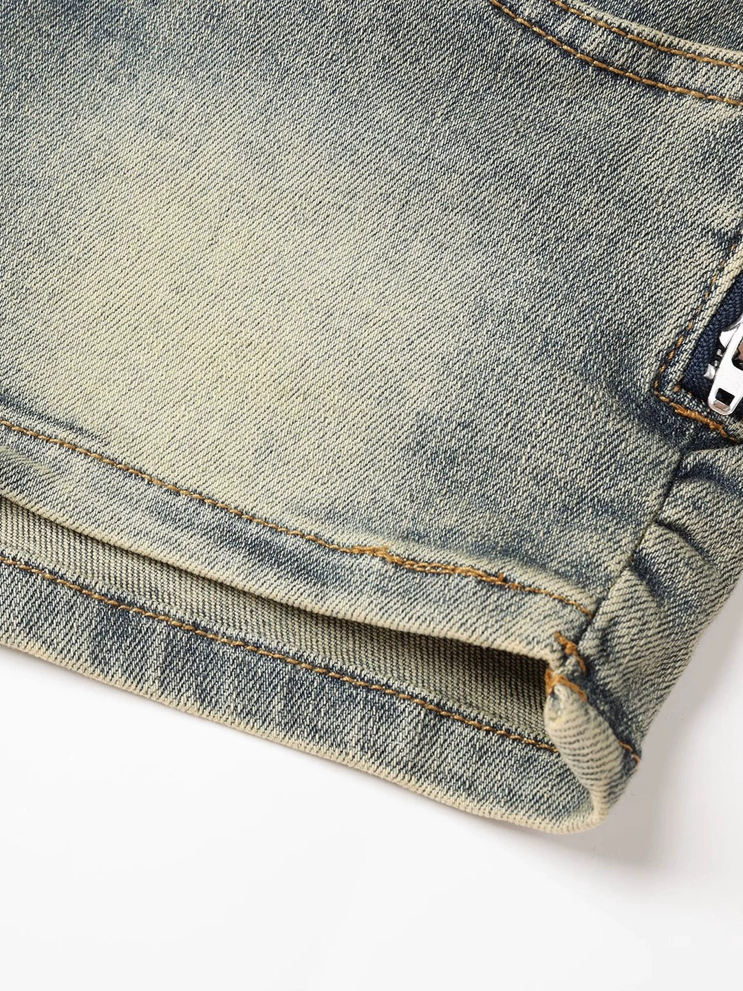 Pantaloni in denim ultra-corti lavati retro 