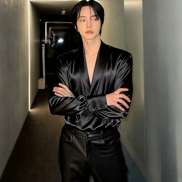 Hedvábná volná košile s V výstřihem 