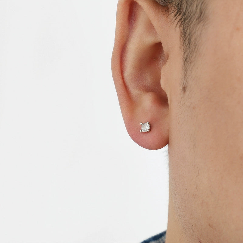 أقراط ستيرلينغ فضة بأربعة مخالب 