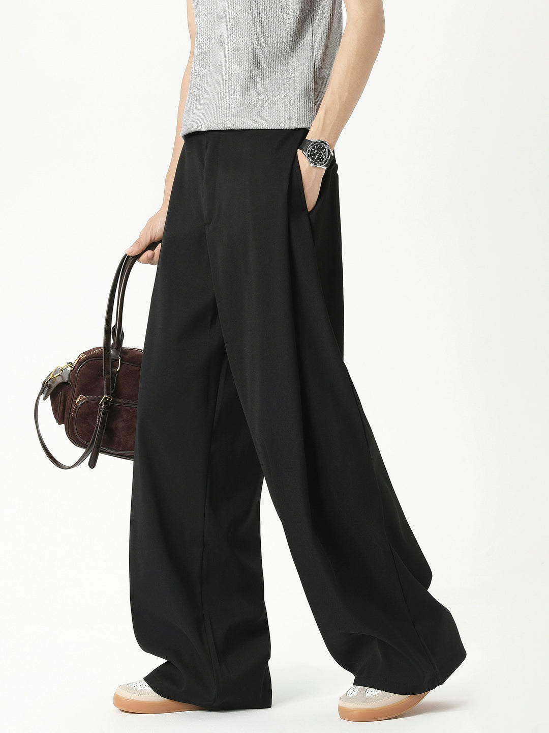 Pantalons de costume à coupe droite et jambes larges 