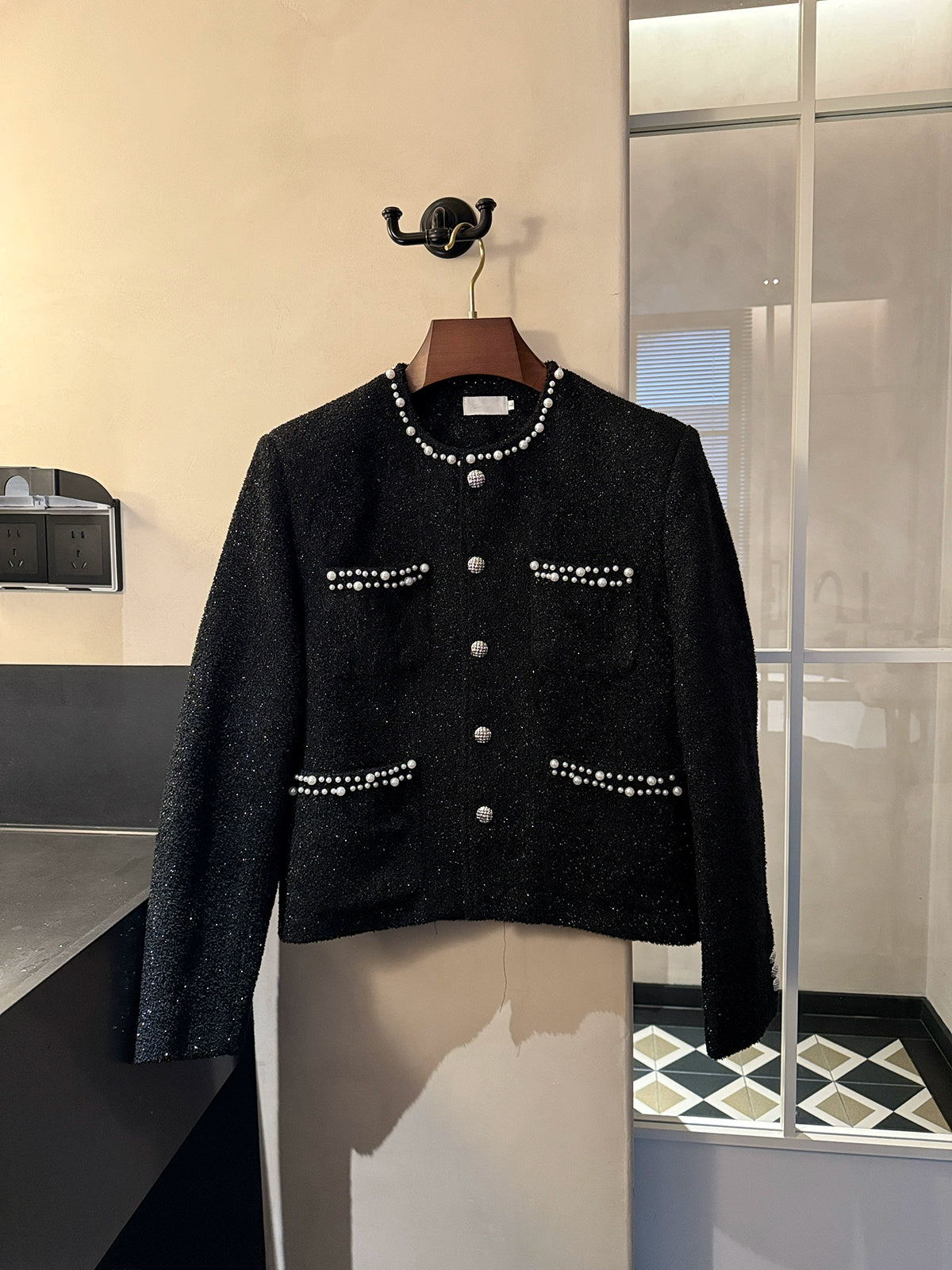 undefined,6080644398089,6080644398090,6082603759754